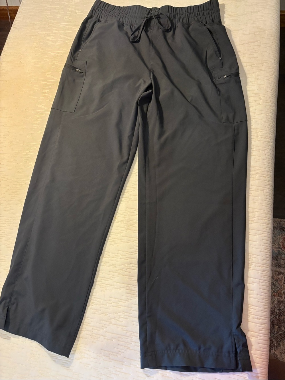 Women's Black Wide Leg Scrub Pants.